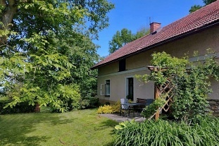 Venkovsk� chalupa s baz�nem Vorlice - Pot�tejn
