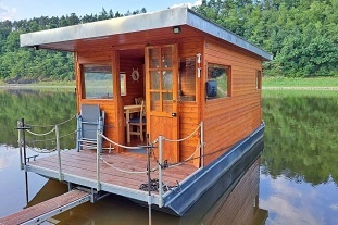 Glamping plavba na Vltav - Hausbot Orlk