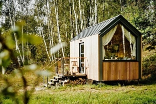 Glamping Lu�ick� hory - Tiny house Pansk� sk�la