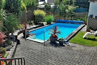 Chata s bazénem - CHKO Brdy - park Radeč