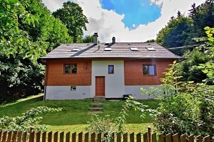 Nov objekt: Chalupa s koupacm sudem - Morvka - ermanice 3M-252