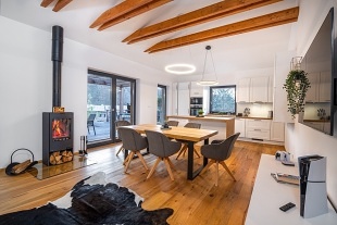 Chata bazn a koupac sud - ern Budy - Konopit