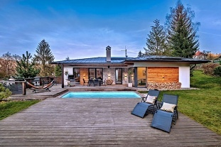 Nov objekt: Chata bazn a koupac sud - ern Budy - Konopit 1C-358