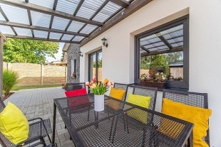 Przdninov dm s wellness - zmek Konopit