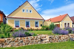 Nov objekt: Chalupa s apartmny Tebosko - jin echy 2C-374