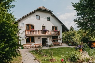 Nov objekt: Chalupa u zmku Sobotn - CHKO Jesenky 2M-299