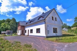 Chalupa bazén a sauna - polosamota Krkonoše