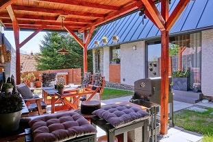 Nov� objekt: Chata s v��ivkou - Novohadsk� hory - Nov� Hrady 2C-379