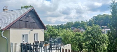 Nov� objekt: Chalupa s terasou - Toulovcovy Ma�tale - Poli�ka 8C-330