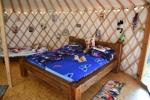 Glamping Jurta Toulava - �ap� hn�zdo - Mon�nec