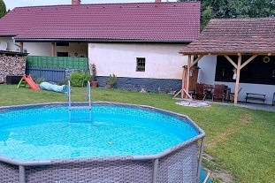 Chalupa s baz�nem - Sedl�any - Toulava - Slapy