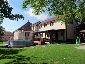 Nov objekt: Chalupa s baznem - Bl Karpaty - Myjava - Slovensko 2S-016