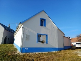 Nov� objekt: Stylov� chalupa - ji�n� Morava - Kobyl� - Lednice 1M-328