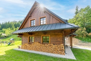 Nov� objekt: Chalupa u cyklostezky - Beskydy - Karolinka 3M-294