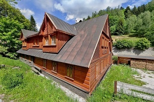 Nov objekt: Chalupa Krkonoe - koupac sud - eka pa 5C-380