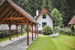 Nový objekt: Chata s bazénem - Vyšší Brod - přehrada Lipno 2C-535