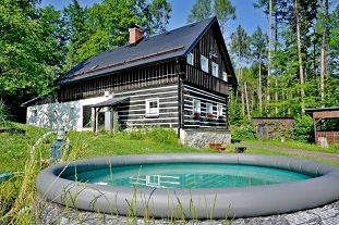 Nov objekt: Roubenka s baznem - CHKO Luick hory - Jedlin 6C-161