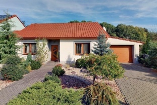 Nov� objekt: Chata s v��ivkou - Lednicko-valtick� are�l - P�lava