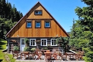 Chalupa pod Sn�kou u lesa - �psk� vodop�d