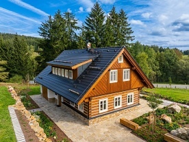 Roubenka se saunou na Šumavě - Boubínský prales