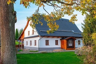 Nov� objekt: Chalupa s kachlov�mi kamny - Doln� Morava - Kr�l�ky 8C-557