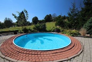 Roubenka s baznem - Vprachtice - Orlick hory