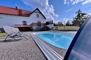 Chalupa wellness a baz�n - �umava - hrad Ka�perk