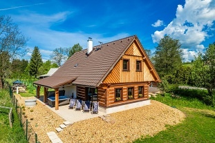 Nov� objekt: Roubenka s kachlov�mi kamny - Adr�pa�sk� sk�ly 8C-645