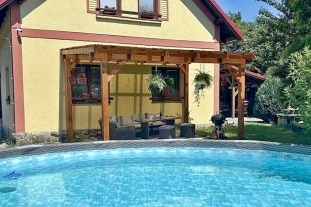 Chalupa baz�n a pergola - Hrub� Sk�la - �esk� r�j