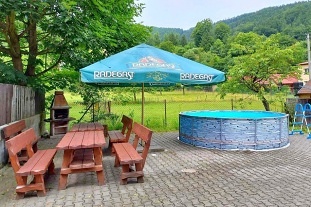 Nov� objekt: Chata s baz�nem - CHKO Beskydy - v.n. Mor�vka 3M-312