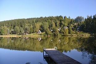 Chata u lesa - s výhledem na rybník - Podkrkonoší