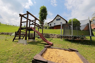 Recenze: Chalupa Na Hlubok�m - Lhotka, Ond�ejn�k