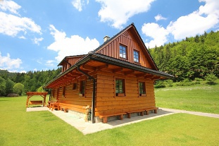 Nov objekt: Roubenka u lesa - Karolinka - Nov Hrozenkov 3M-039