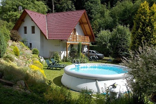 Nov objekt: Chalupa s baznem - Vrchoviny - pehrada Rozko 8C-044