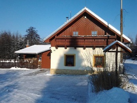 Chalupa s baznem - Baetn - erlisk Mln