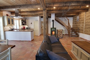 Krkonosk roubenka - ern hora - Temn Dl