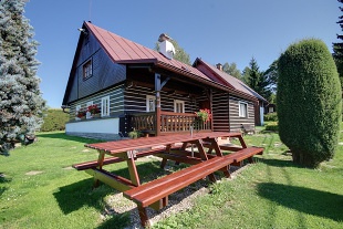 Nov objekt: Poloroubenka s baznem - Detn v Orlickch h. 8C-057