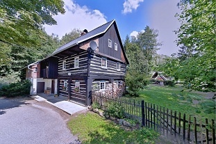 Roubenka na samotě - Lužické hory - Zámek Lemberk