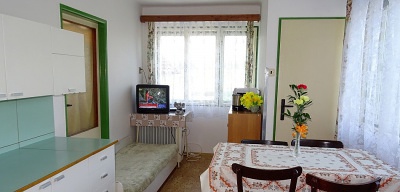 Chalupa u Sedl�ansk� p�ehrady - Kosova Hora