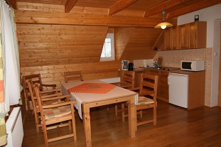 Chalupa Jizerské hory - přehrada Josefův Důl