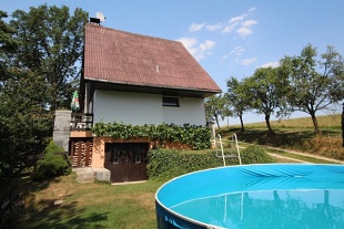 Chata s baz�nem - p�ehrada Orl�k - Bechyn�