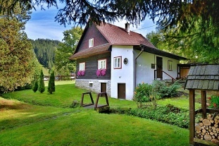 Nov objekt: Roubenka Valasko se saunou - pehrada Karolinka 3M-054