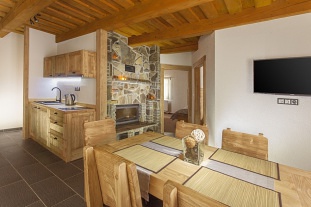 Srub Javorníček - chalupa 2 apartmány - Karolinka
