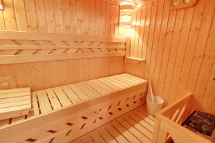 Chata se saunou u ky Bl - erlisk Mln