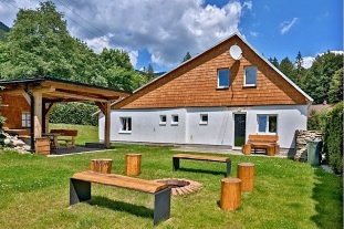 Chalupa Dlouh Strn - ervenohorsk sedlo