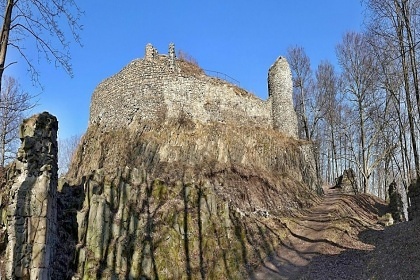 Zřícenina hradu Kumburk - Syřenov