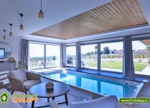 Chalupy s vnit�n�m baz�nem � baz�n celoro�n� jen pro v�s