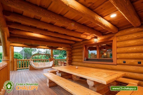 Sruby a roubenky – zážitky, kde pohoda voní dřevem